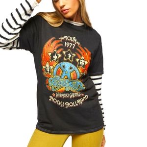 FOREVER 21 Aerosmith 1977 Rock Tour Graphic Tee ~ NWOT